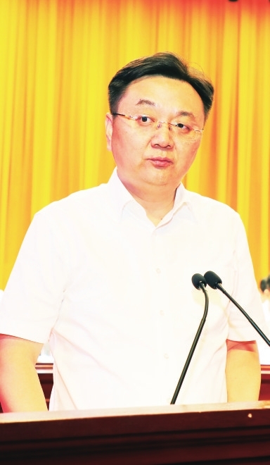 市委常委 邱加永